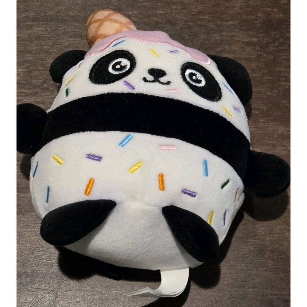 Moriah Elizabeth Sprinkle Panda, Series 2 dessert-themed mini mystery plush